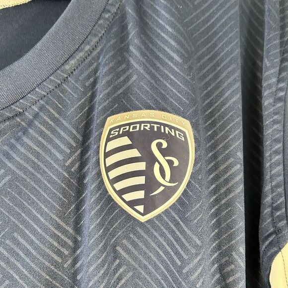 Sporting Kansas City Fanatics Jersey Men's XL Short Sleeve Vneck Pullover - Picture 4 of 11